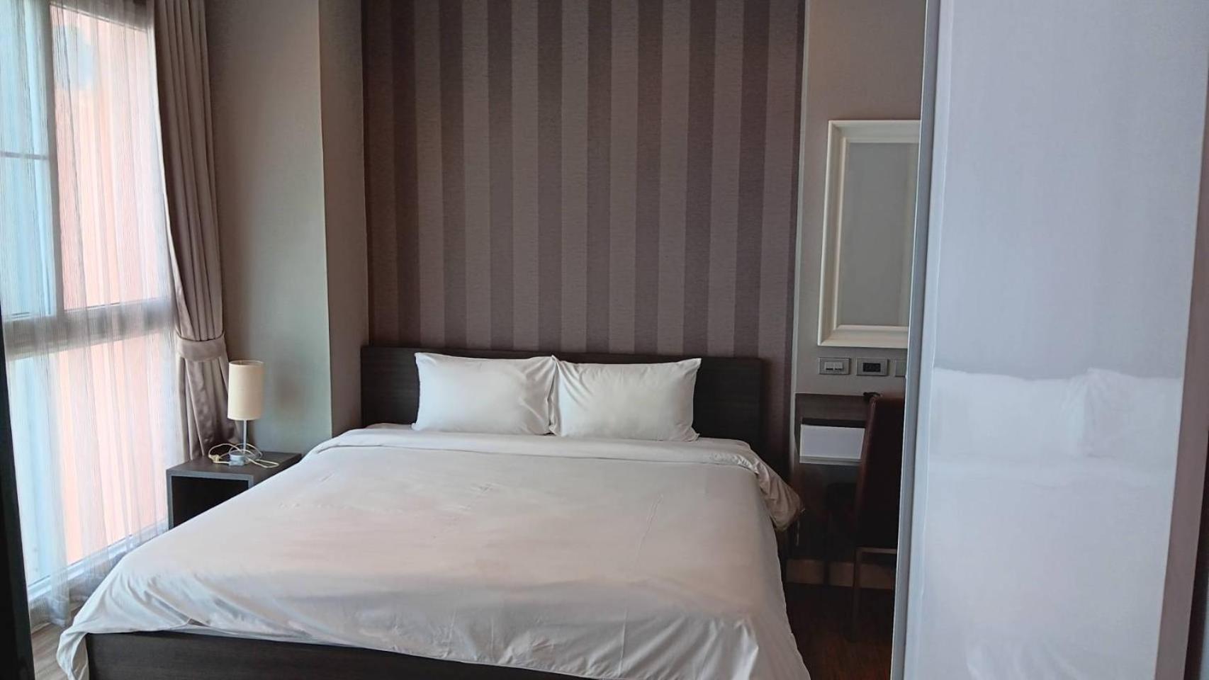 J Residence Thonglor 8 Bangkok Buitenkant foto