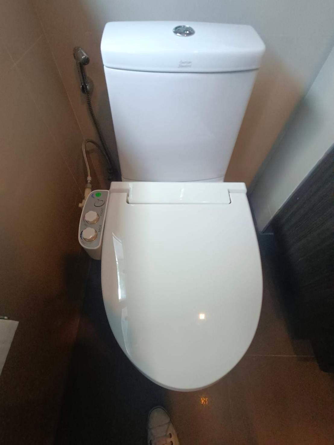 J Residence Thonglor 8 Bangkok Buitenkant foto