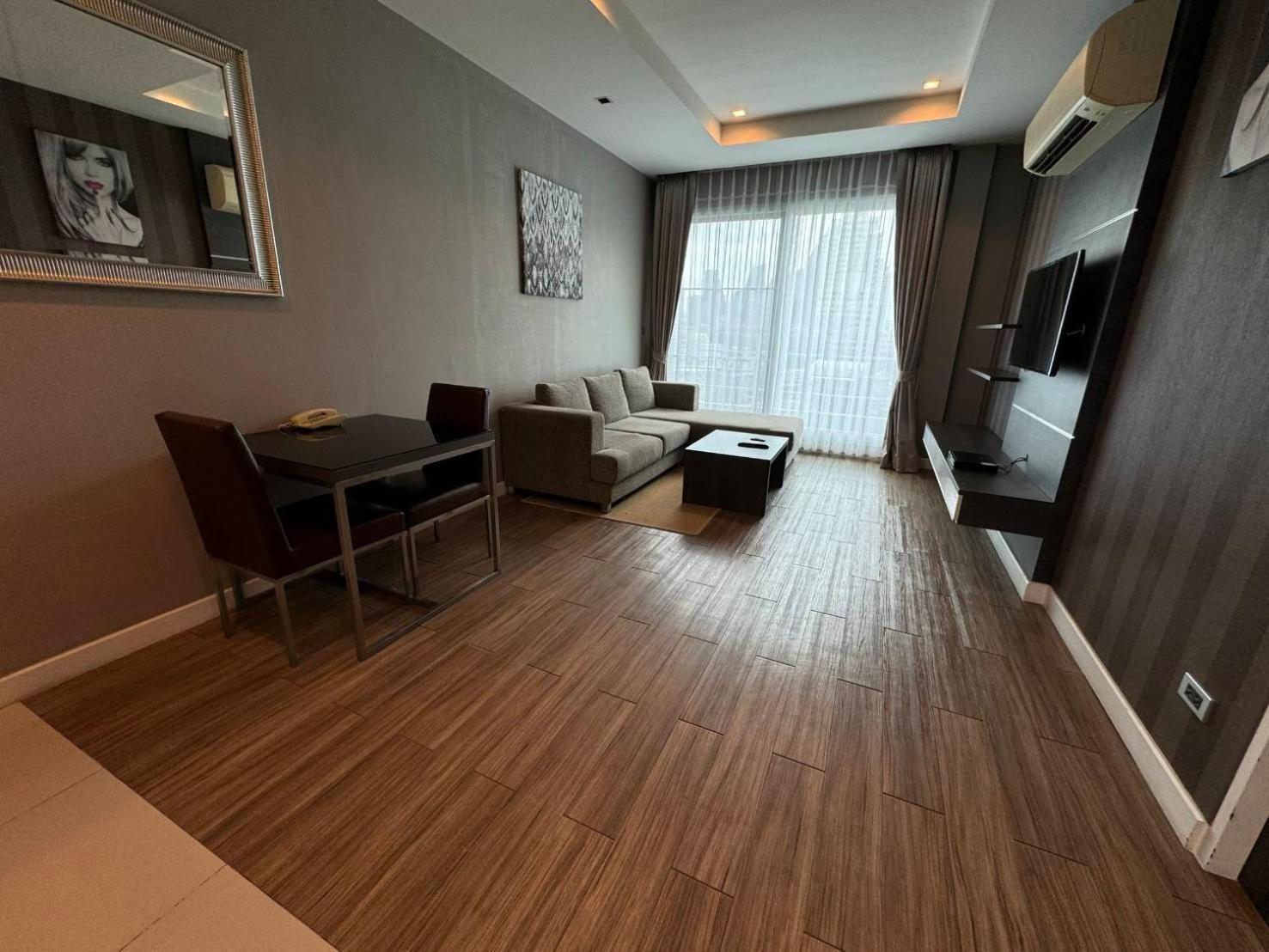 J Residence Thonglor 8 Bangkok Buitenkant foto
